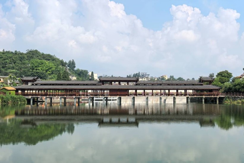 赤水源头乐逍遥 ——镇雄县大力发展避暑旅游经济侧记